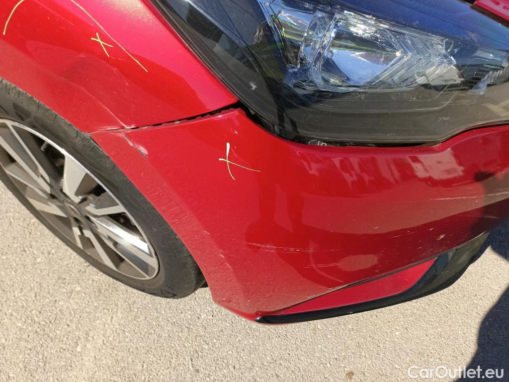  Nissan  Micra NISSAN  / 2017 / 5P / berlina con portón IG-T 68 kW (92 CV) E6D-F N-Design Black #6