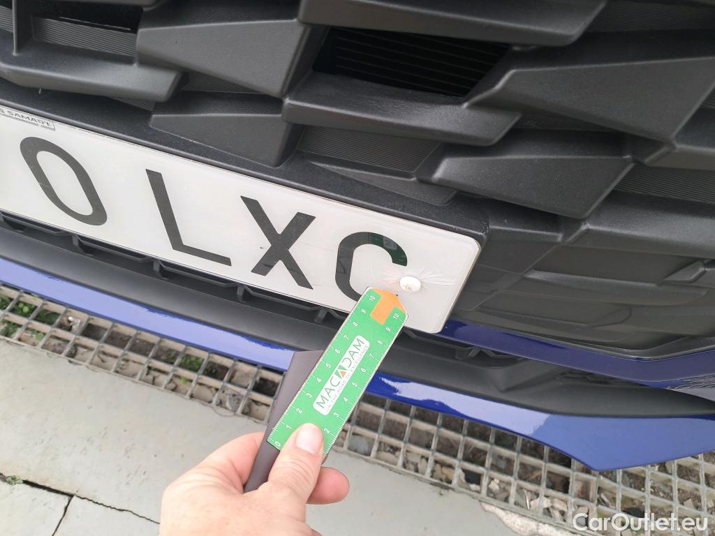  Hyundai  i10 HYUNDAI  / 2020 / 5P / berlina con portón 1.0 Klass #25