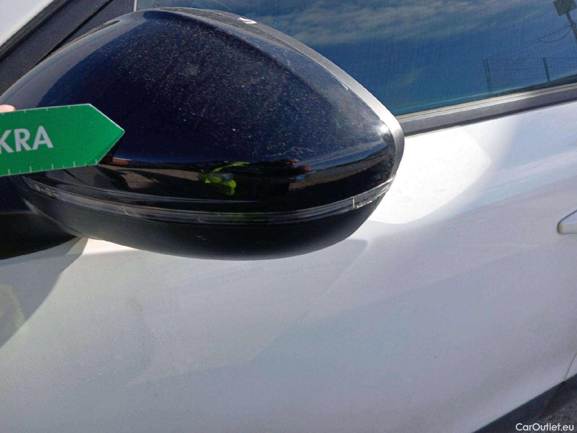  Peugeot  2008  Active Pack 1.2 PureTech 130CV MT6 E6d #10