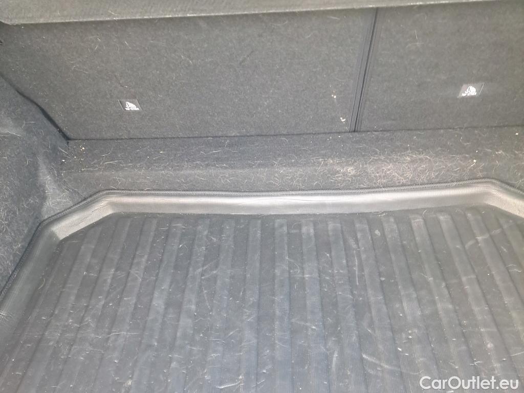  Nissan  Qashqai NISSAN  / 2021 / 5P / todoterreno DIG-T 116kW (158CV) mHEV Xtronic Acenta (AC9) #9