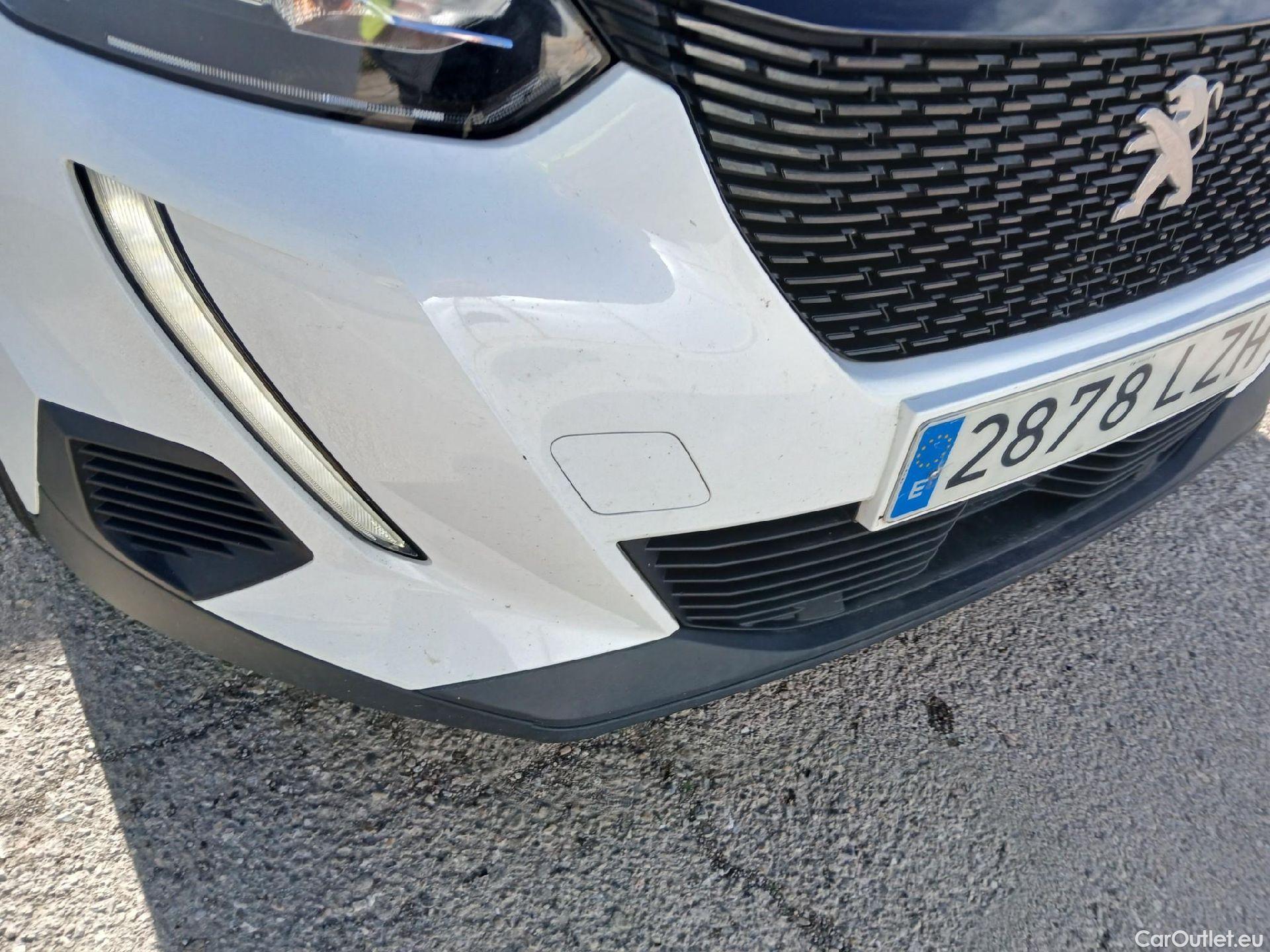  Peugeot  2008  Active Pack 1.2 PureTech 130CV MT6 E6d #8