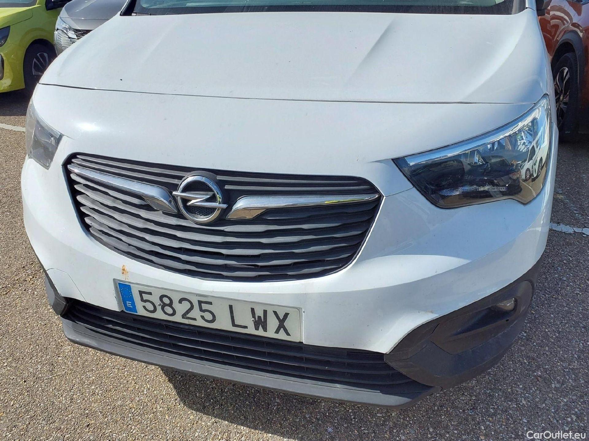  Opel  Combo OPEL  Life / 2018 / 5P / combi 1.5 TD 75kW (100CV) S/S Edition L (IND) #50