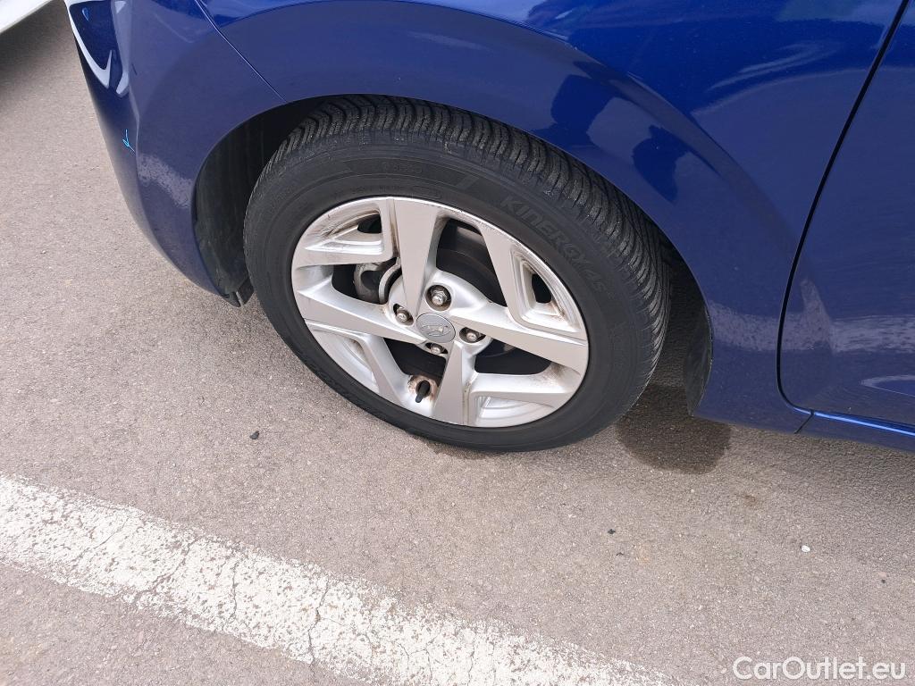  Hyundai  i10 HYUNDAI  / 2020 / 5P / berlina con portón 1.0 Klass #10