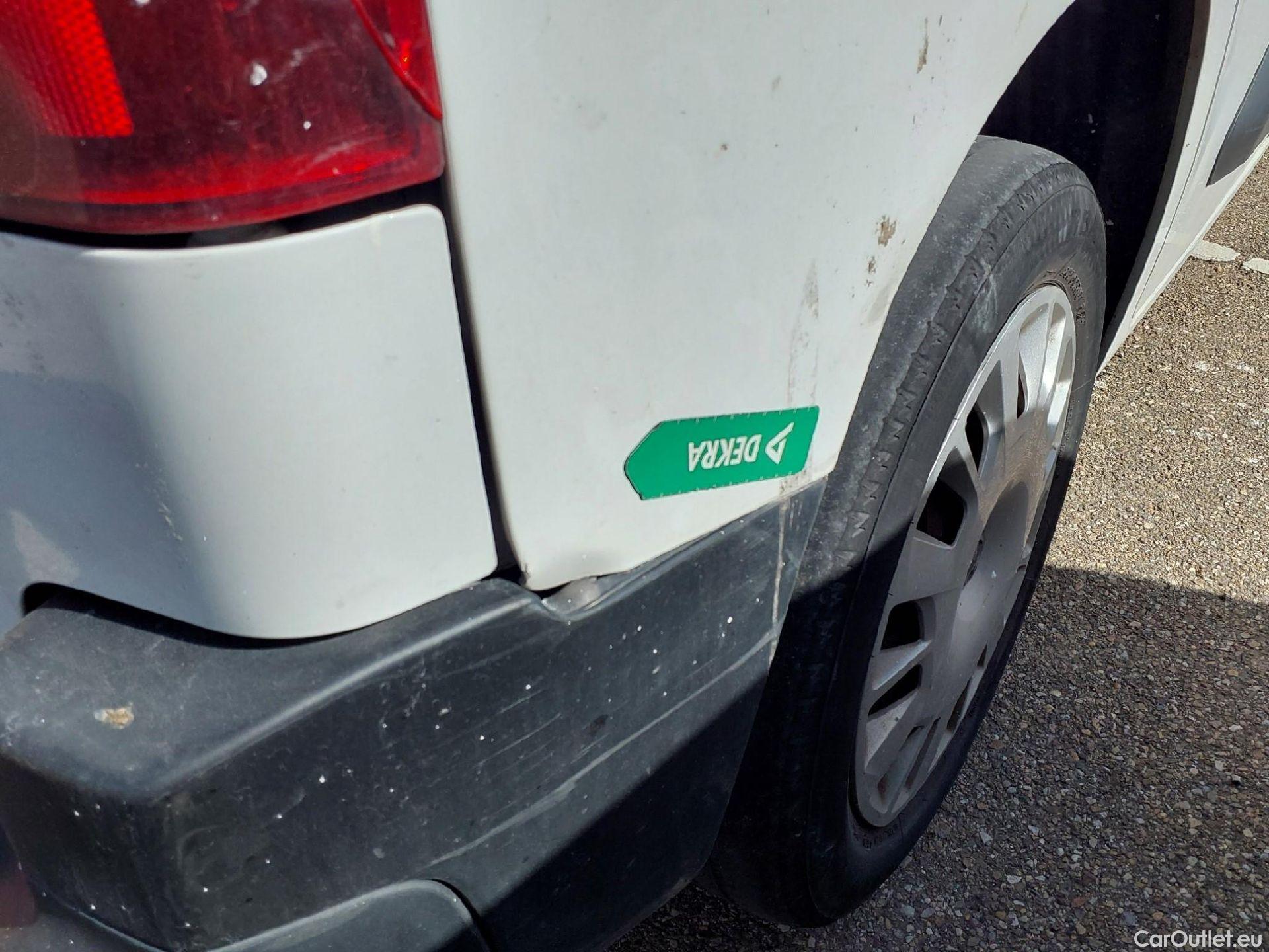  Opel  Combo OPEL  Life / 2018 / 5P / combi 1.5 TD 75kW (100CV) S/S Edition L (IND) #36