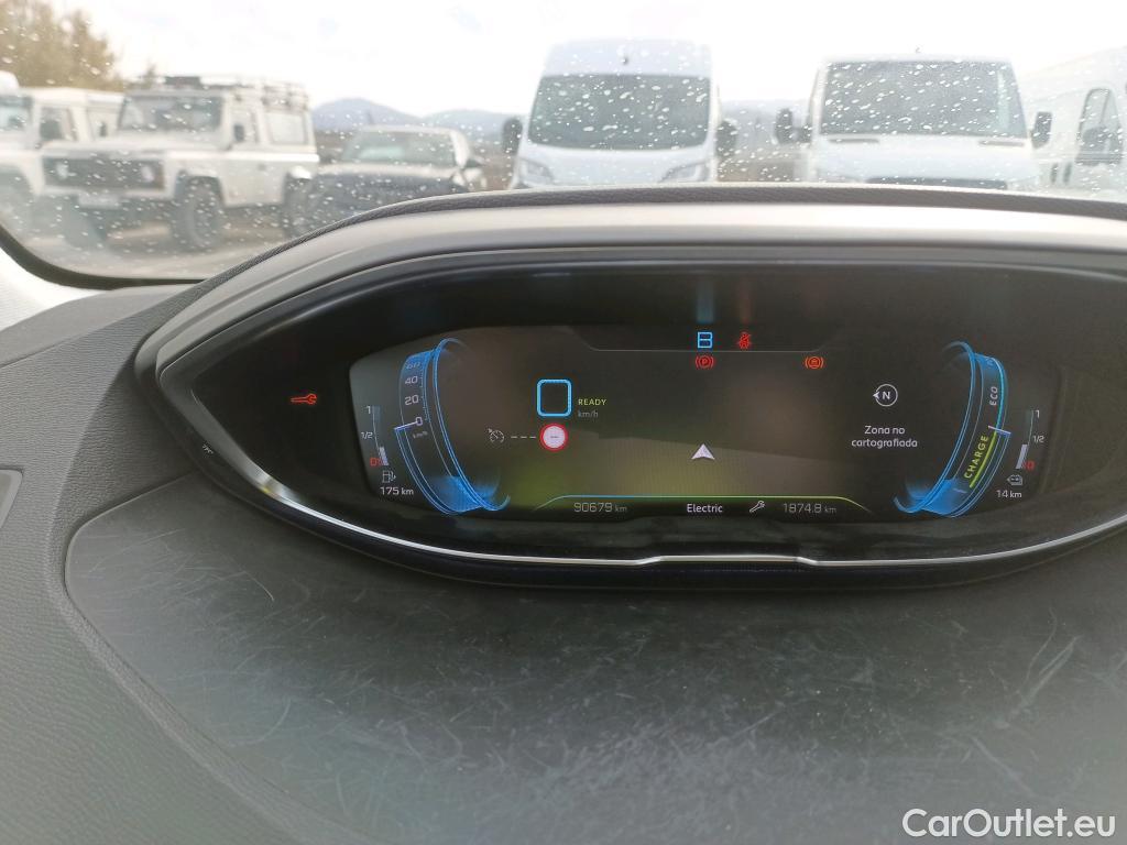  Peugeot  3008 PEUGEOT  Hybrid / 2020 / 5P / todoterreno 225 e-EAT8 Allure (AC2) #19
