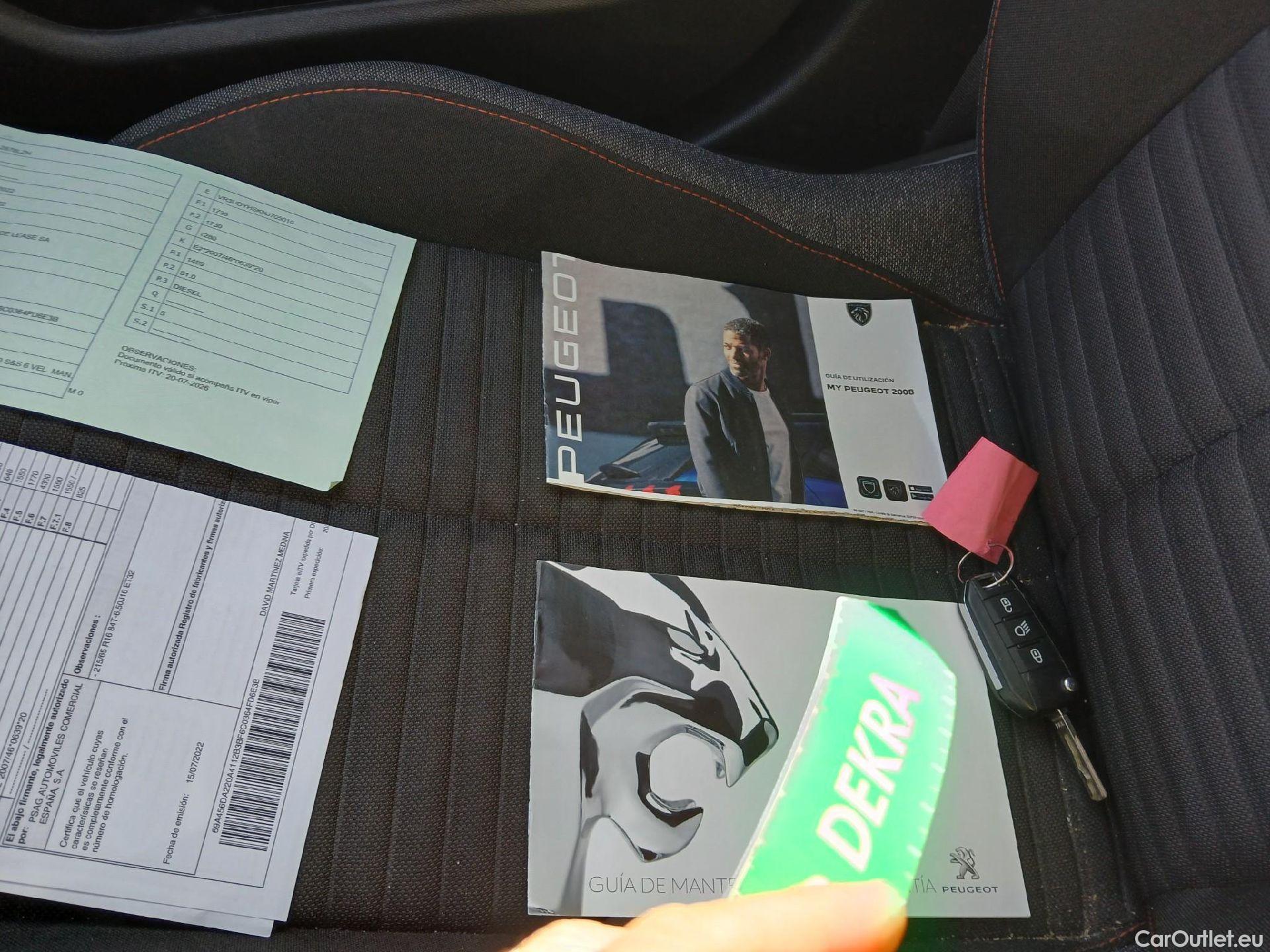  Peugeot  2008  Active Pack 1.2 PureTech 130CV MT6 E6d #1