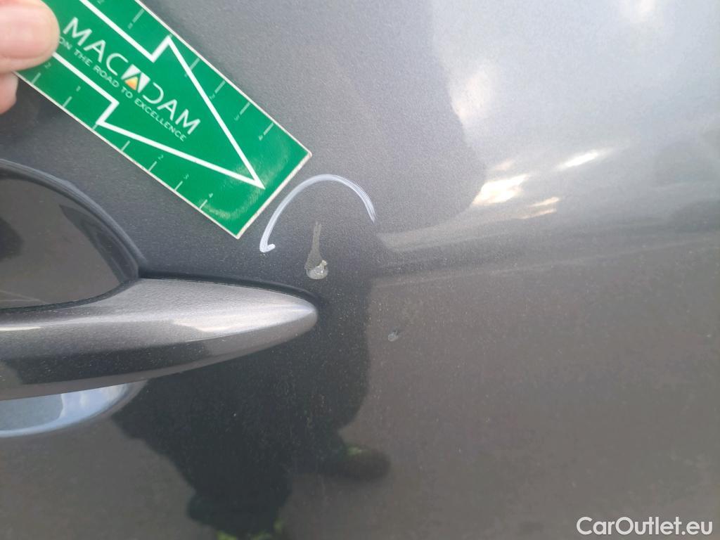  Nissan  Qashqai NISSAN  / 2021 / 5P / todoterreno DIG-T 116kW (158CV) mHEV Xtronic Acenta (AC9) #21