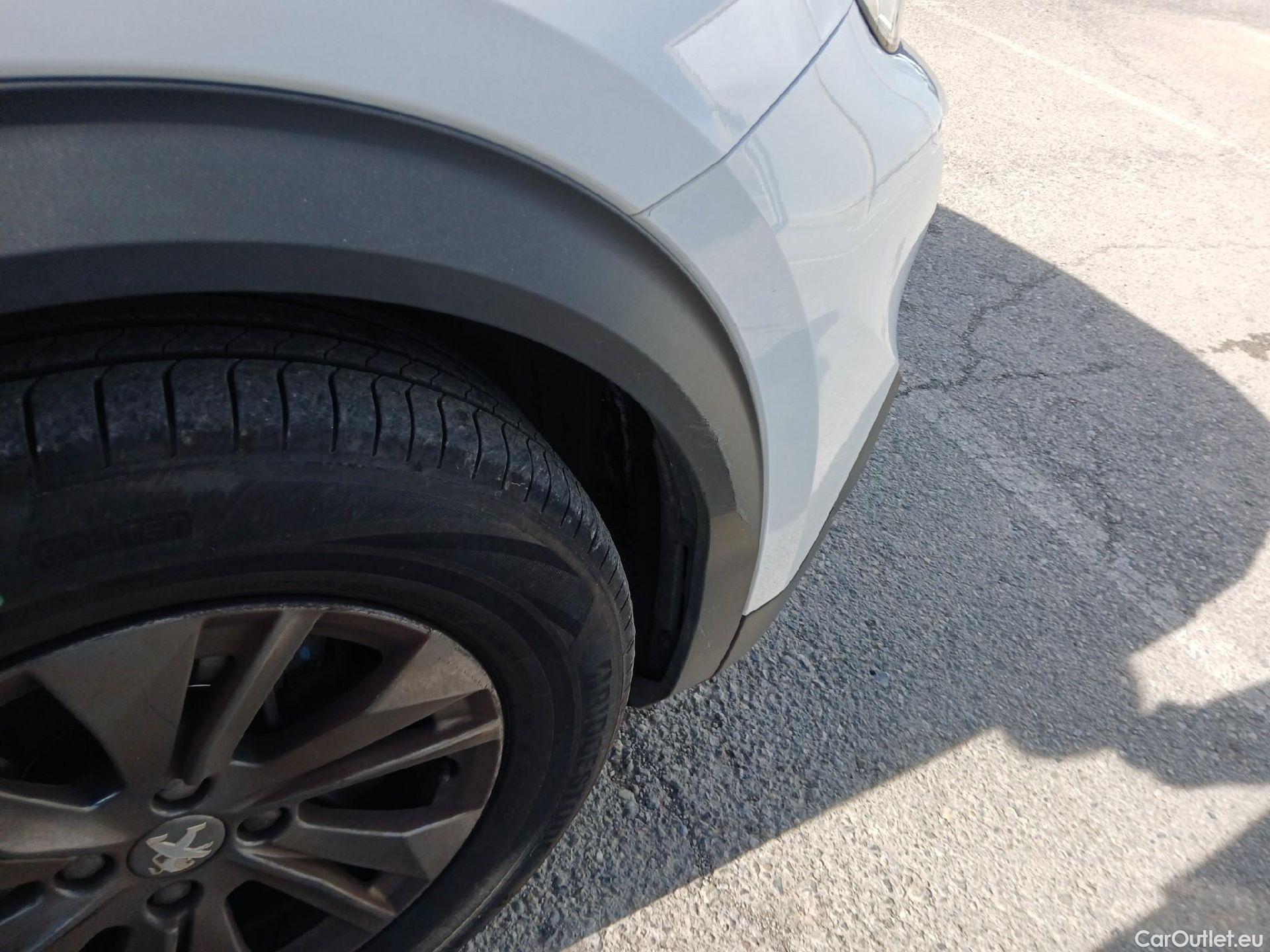  Peugeot  2008  Active Pack 1.2 PureTech 130CV MT6 E6d #19