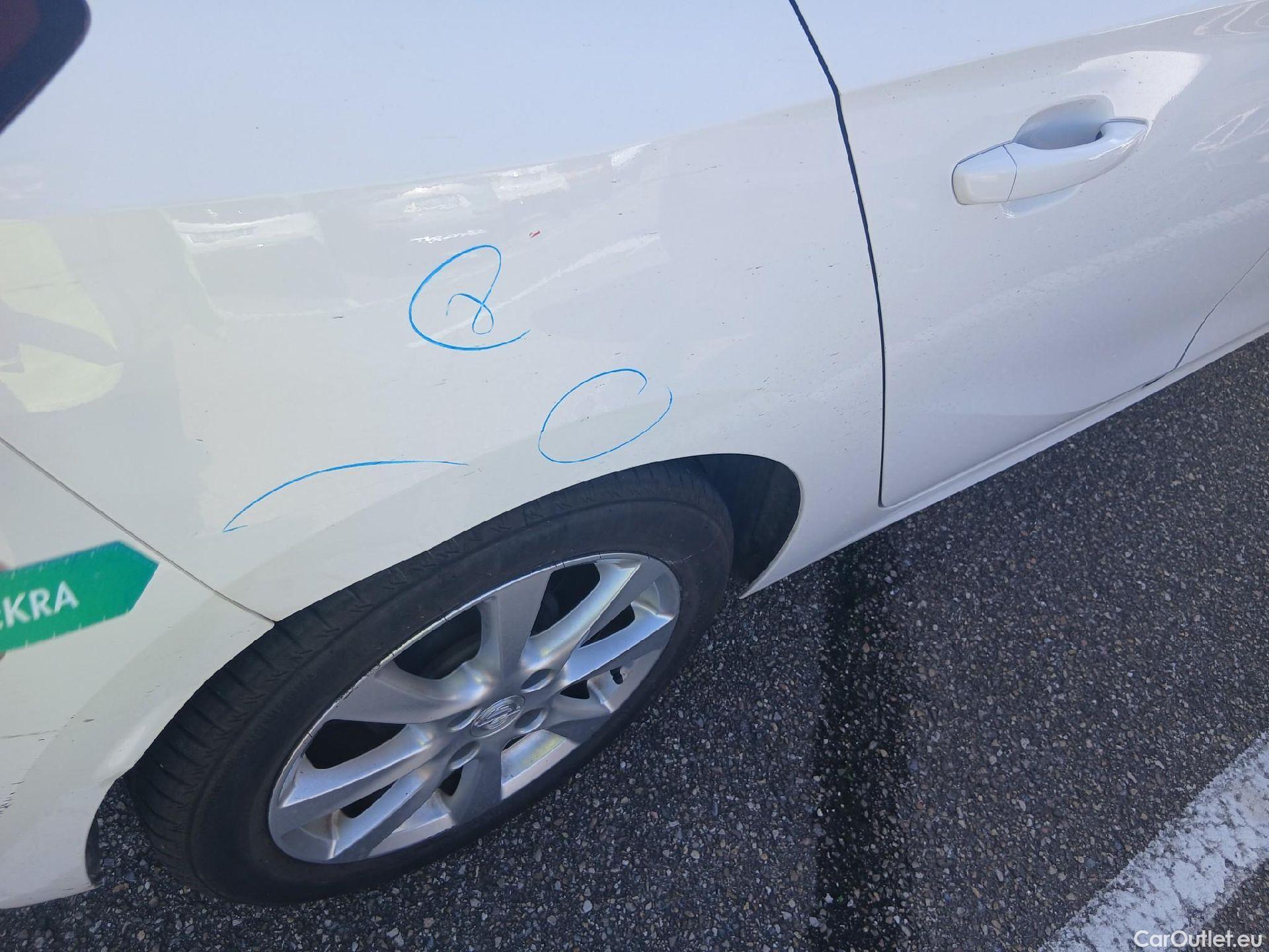  Opel  Corsa OPEL  / 2019 / 5P / berlina con portón 1.2 XEL 55kW (75CV) Edition #24