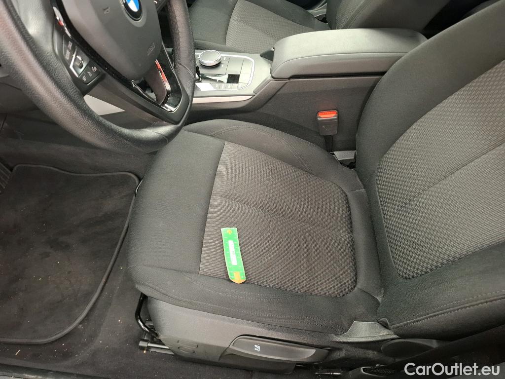  Bmw  Serie 1 Série 1 / 2019 / 5P / Berline 116i DKG7 Business Design / VO RECONDITIONNE / PHOTOS AVANT RECONDITIONNEMENT #4