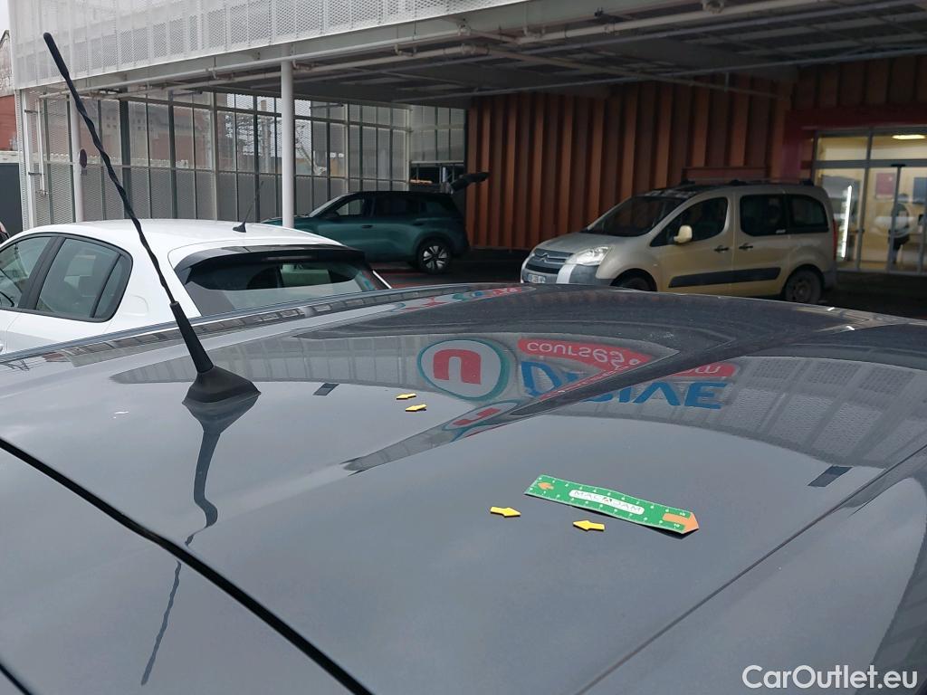 Nissan  Micra NISSAN  / 2016 / 5P / Berline IG-T 92 Business Edition / VO RECONDITIONNE - PHOTOS AVANT RECONDITIONNEMENT #5