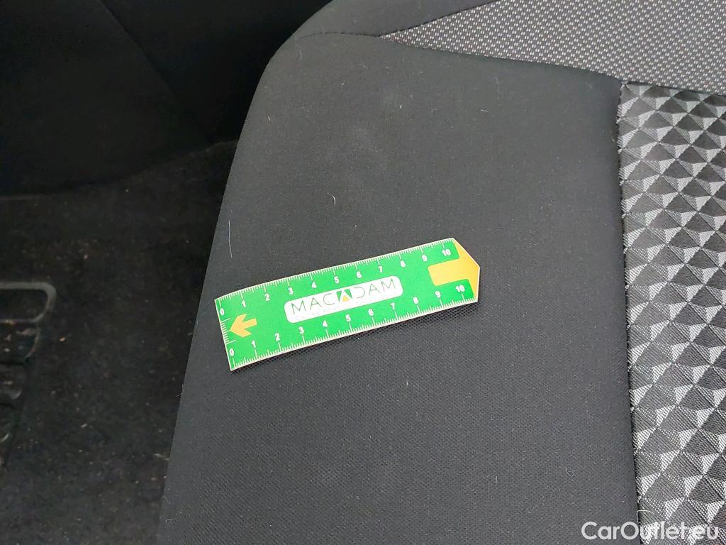  Nissan  Micra NISSAN  / 2016 / 5P / Berline IG-T 92 Business Edition / VO RECONDITIONNE - PHOTOS AVANT RECONDITIONNEMENT #20