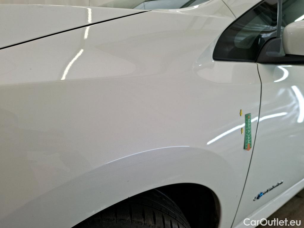  Nissan  Leaf NISSAN  / 2017 / 5P / Berline 150ch Business  (Ex 534E) / TRANSFO VP VF #5