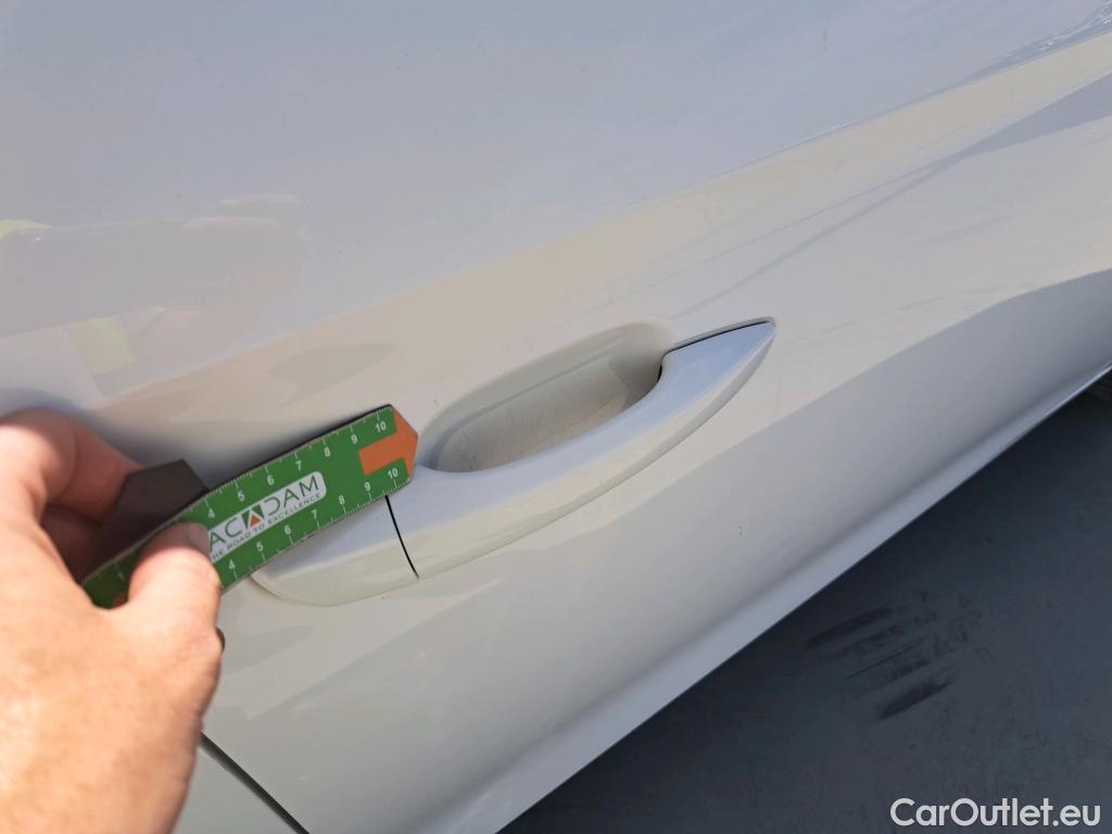  Opel  Corsa OPEL  1.2T XHL 74kW (100CV) Elegance #19