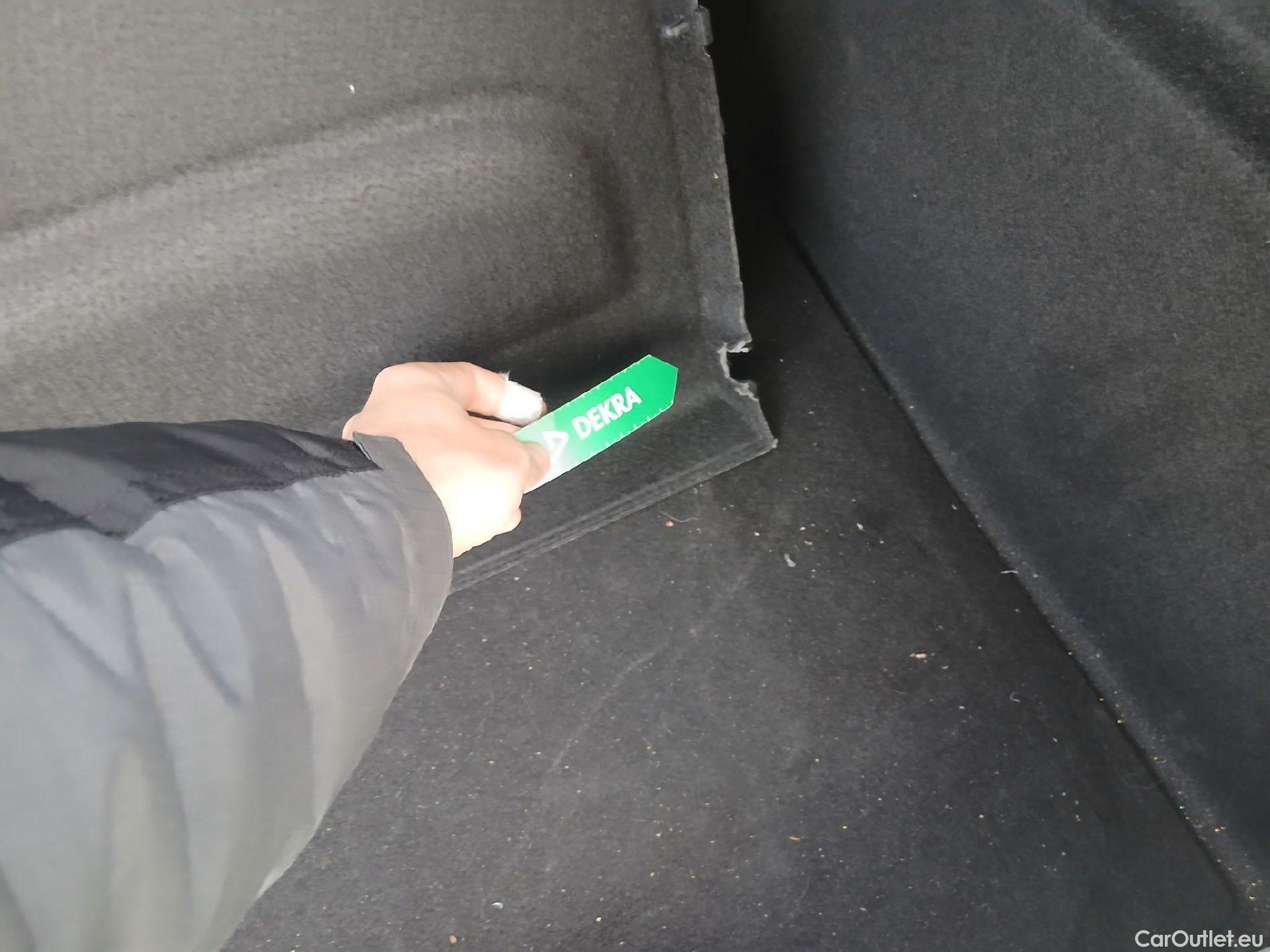  Opel  Corsa OPEL  1.2T XHL 74kW (100CV) Elegance #23