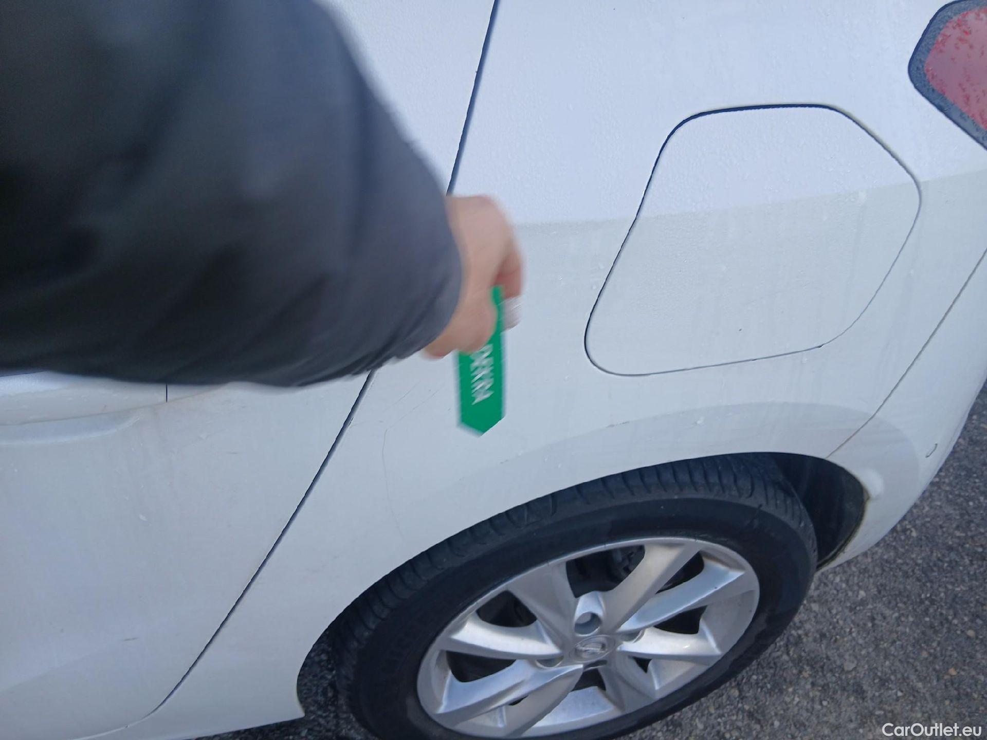  Opel  Corsa OPEL  1.2T XHL 74kW (100CV) Elegance #12