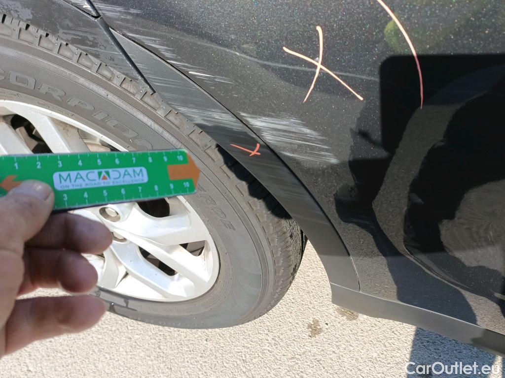  Land Rover  Discovery LAND ROVER  7 Plazas 2.0 I4 TD4 132kW (180CV) S Auto #47