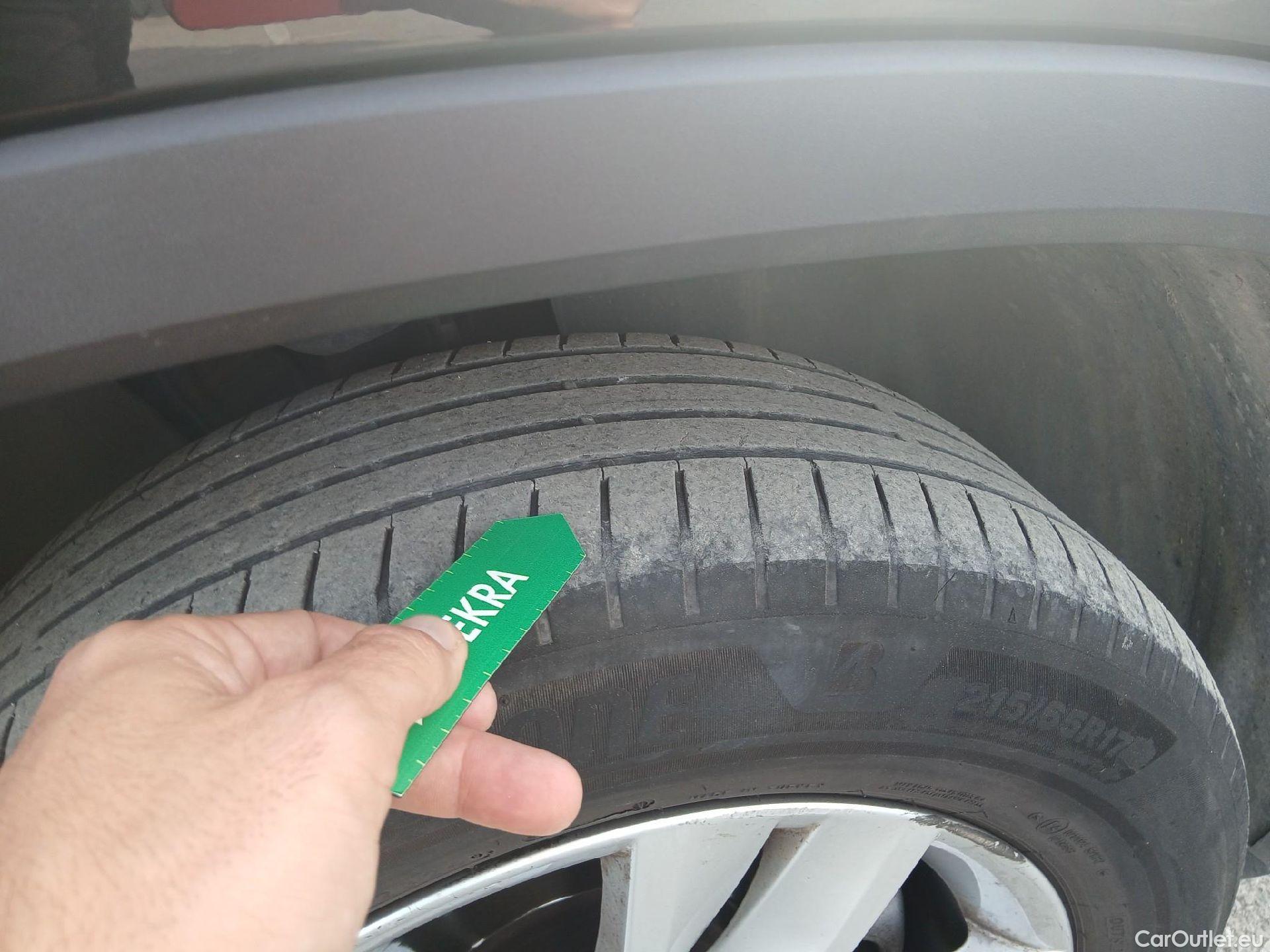  Skoda  Kodiaq SKODA  / 2021 / 5P / todoterreno 2.0 TDI 110KW (150cv) DSG 4x2 Ambition #37