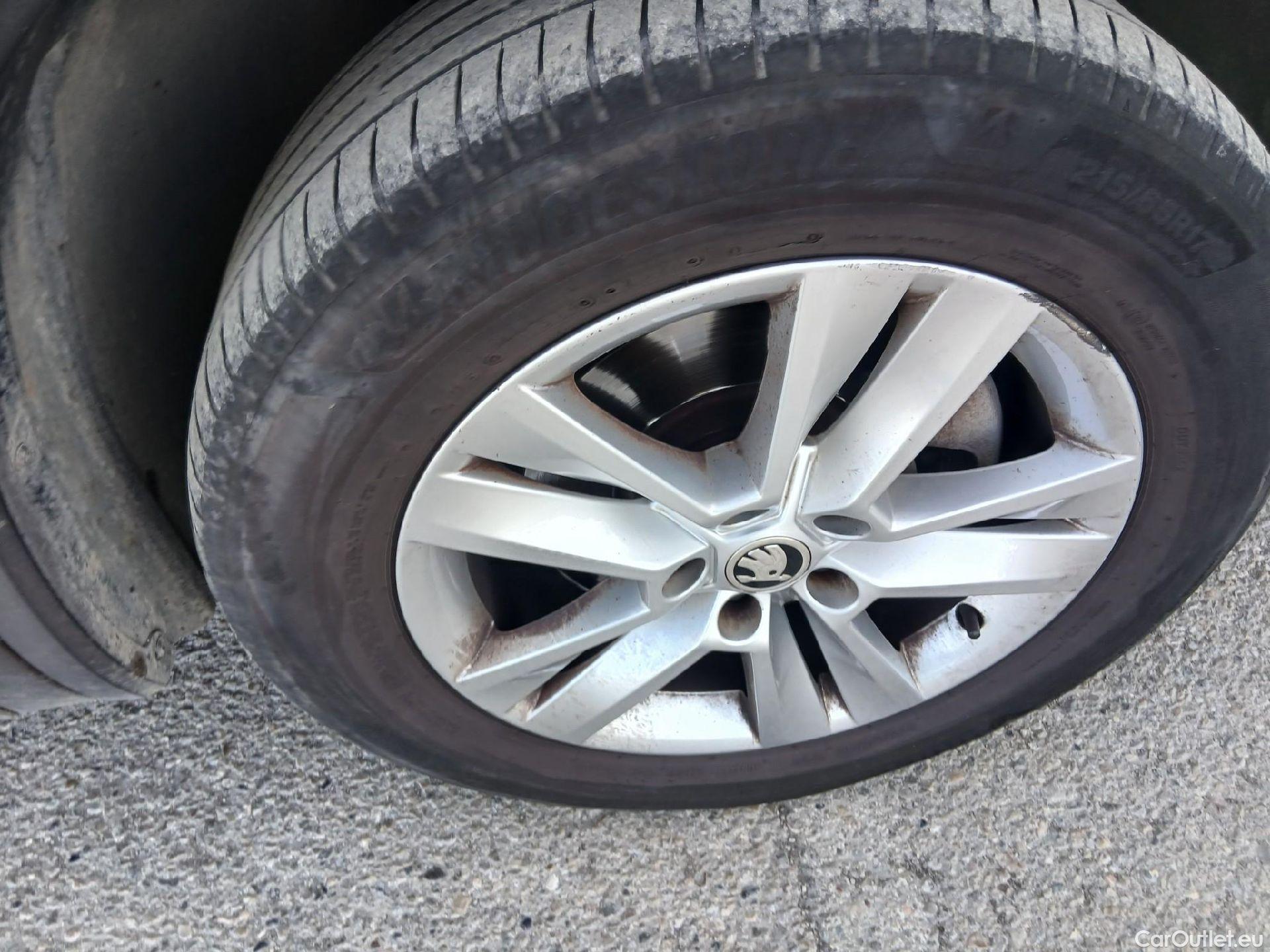  Skoda  Kodiaq SKODA  / 2021 / 5P / todoterreno 2.0 TDI 110KW (150cv) DSG 4x2 Ambition #28