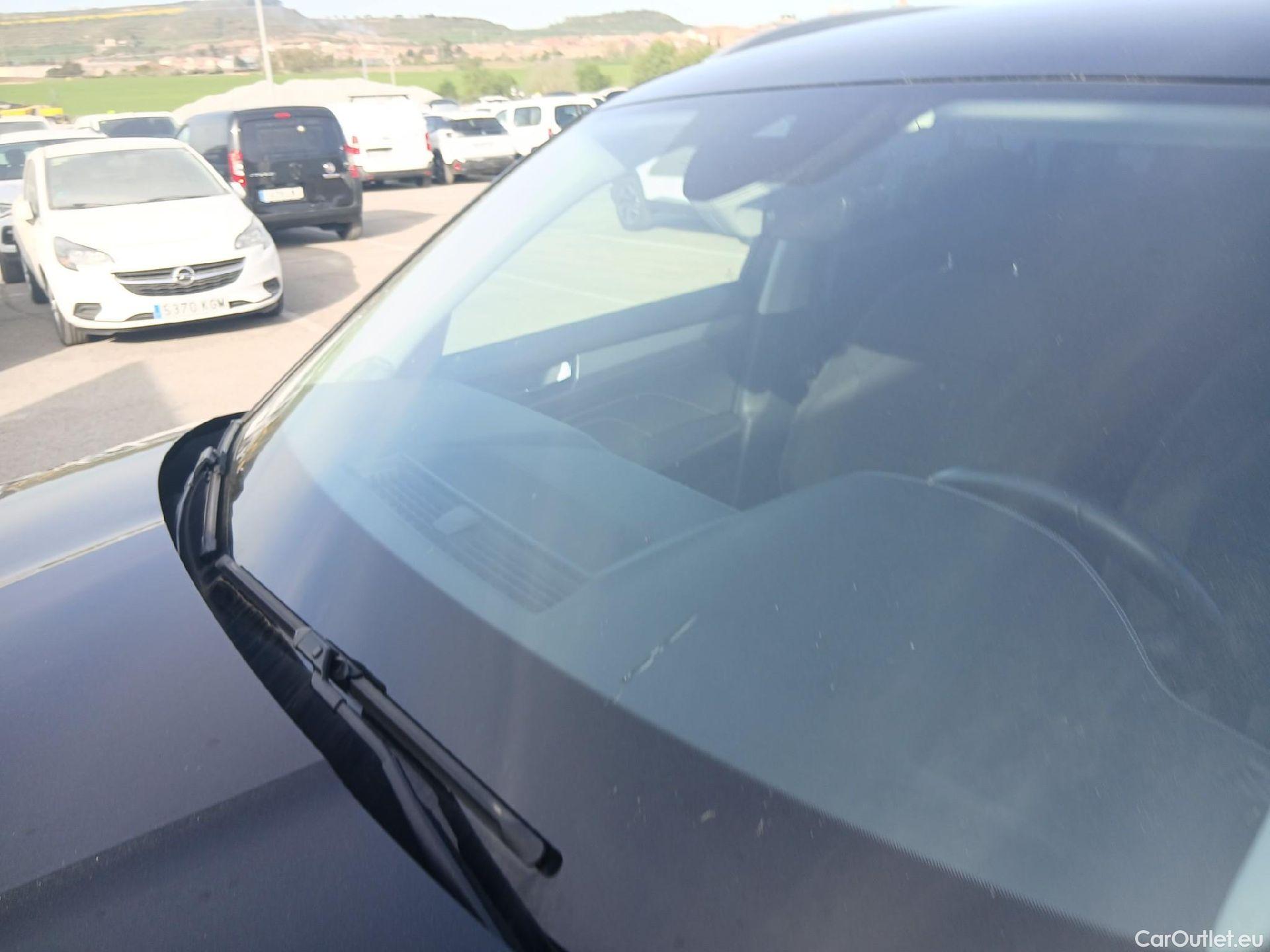  Skoda  Kodiaq SKODA  / 2021 / 5P / todoterreno 2.0 TDI 110KW (150cv) DSG 4x2 Ambition #6