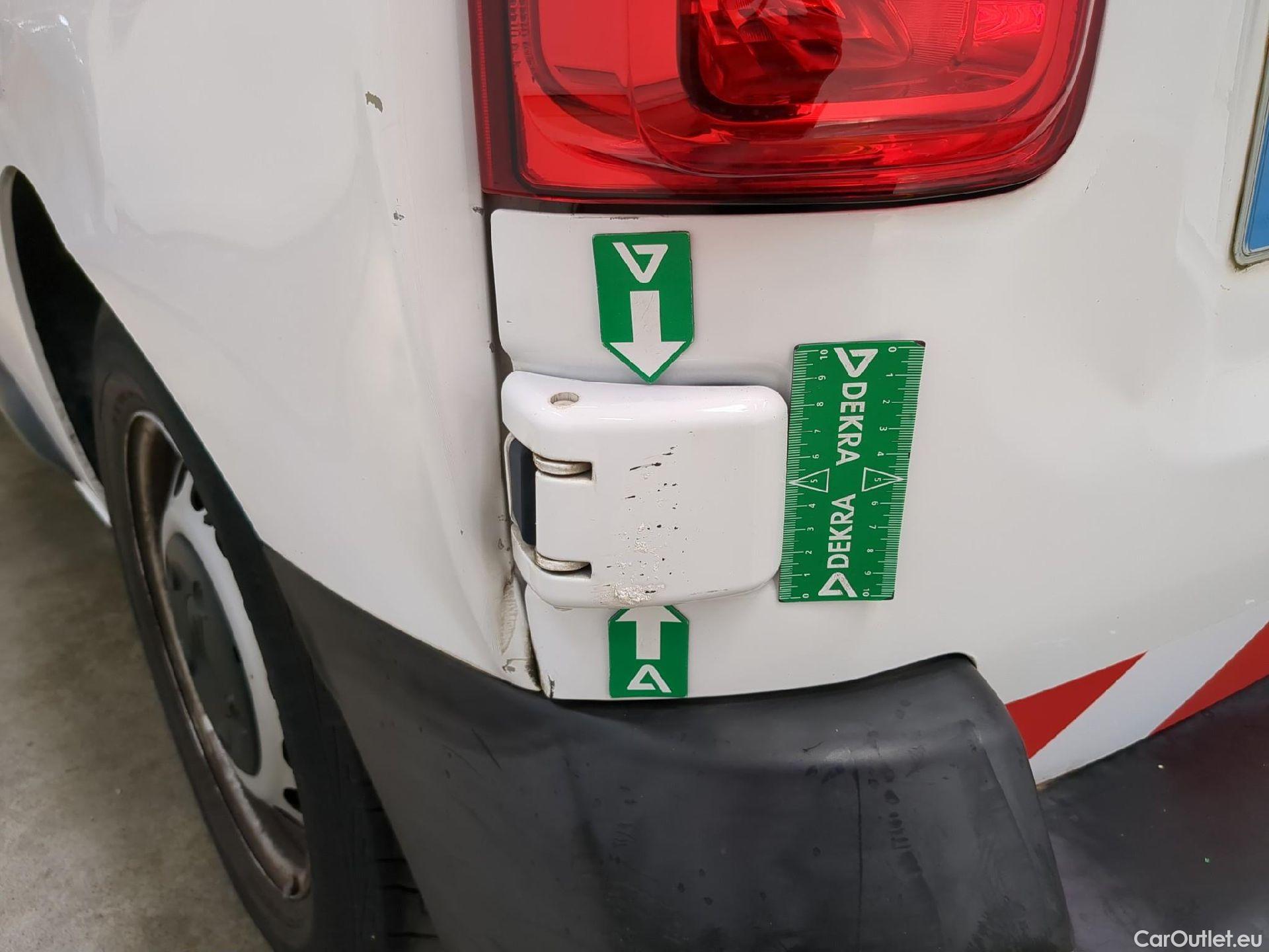  Citroen  Jumpy  Fourgon Club XS 1.5 BlueHDi 100CV BVM6 E6d #29