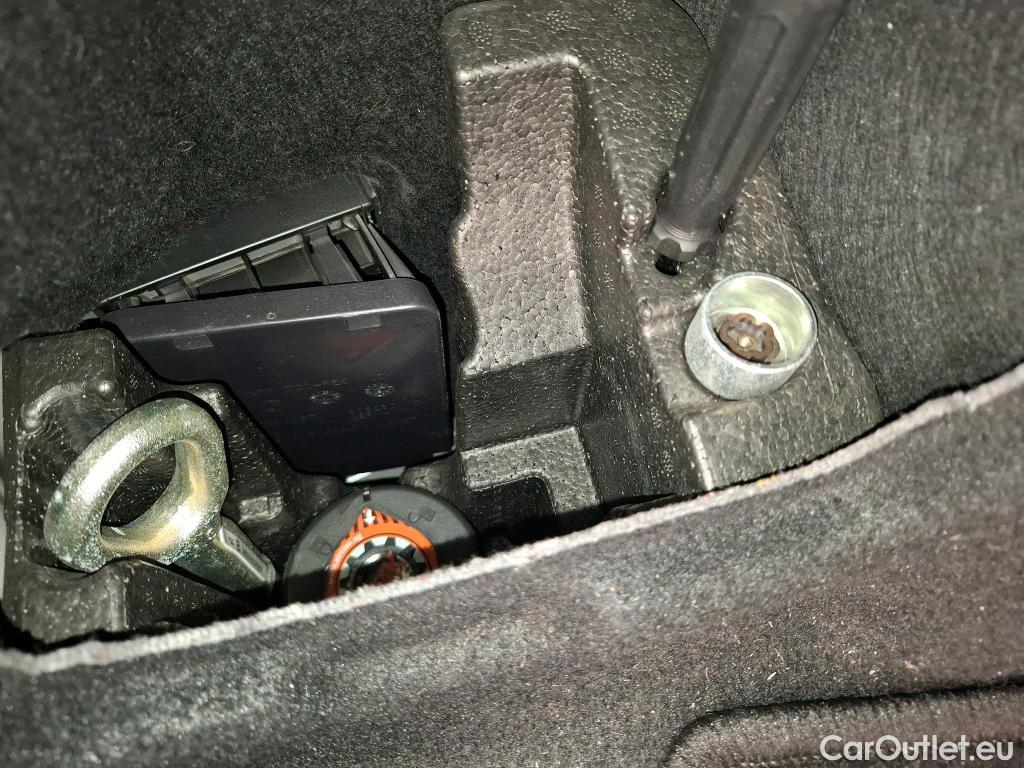  Bmw  Serie 1 BMW Série 1 / 2019 / 5P / Berline 116i DKG7 Business Design #23