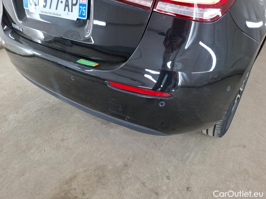 Mercedes  A-Klasse MERCEDES-BENZ Classe A Compact / 2018 / 5P / Berline A 180 d Business Line 8G-DCT #17