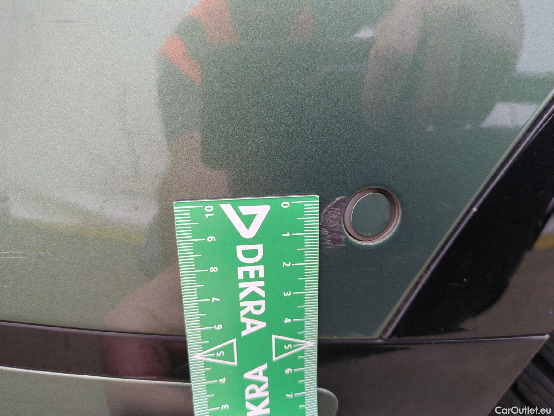  KIA  Sportage KIA  / 2021 / 5P / SUV 1.6 T-GDI 265 PHEV AUTO 4WD GT-L PREM BU #20