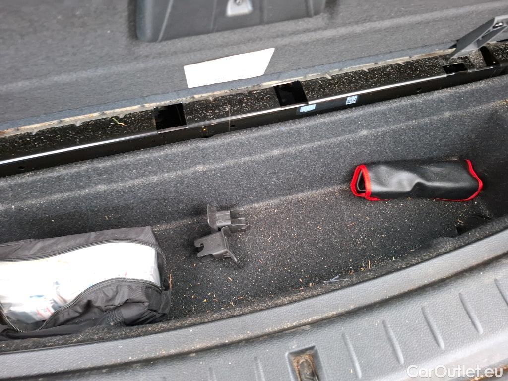  Bmw  Serie 2 Série 2 Gran Tourer 218d Lounge 2.0 150CV BVA8 E6dT #36