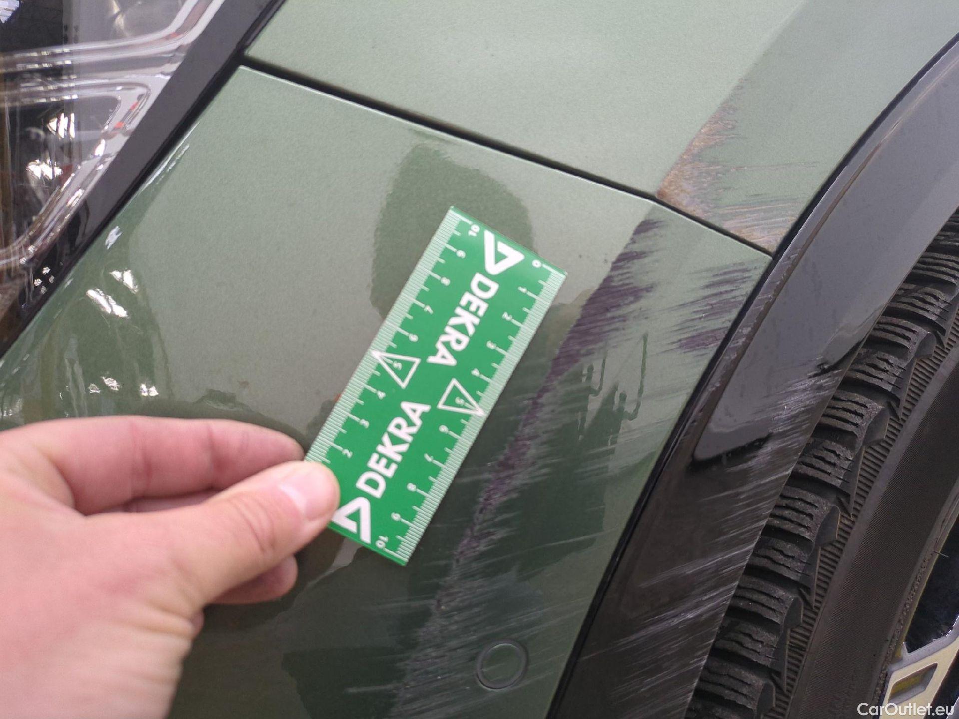  KIA  Sportage KIA  / 2021 / 5P / SUV 1.6 T-GDI 265 PHEV AUTO 4WD GT-L PREM BU #14