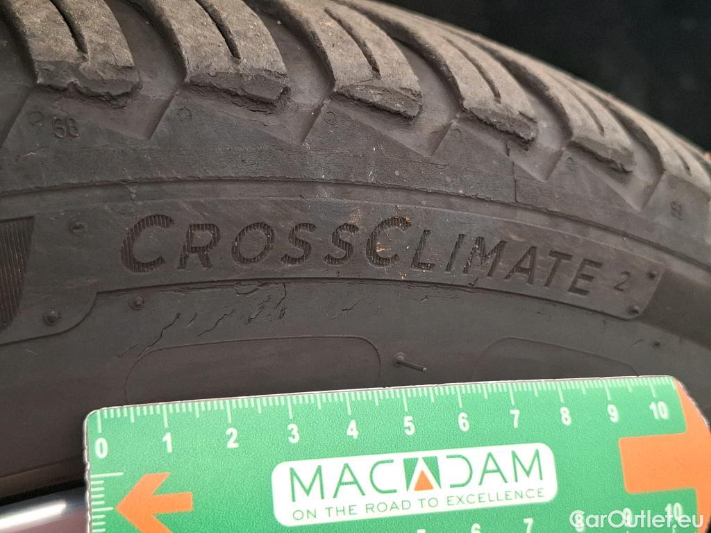  Bmw  Serie 1 BMW Série 1 / 2019 / 5P / Berline 116i DKG7 Business Design #14