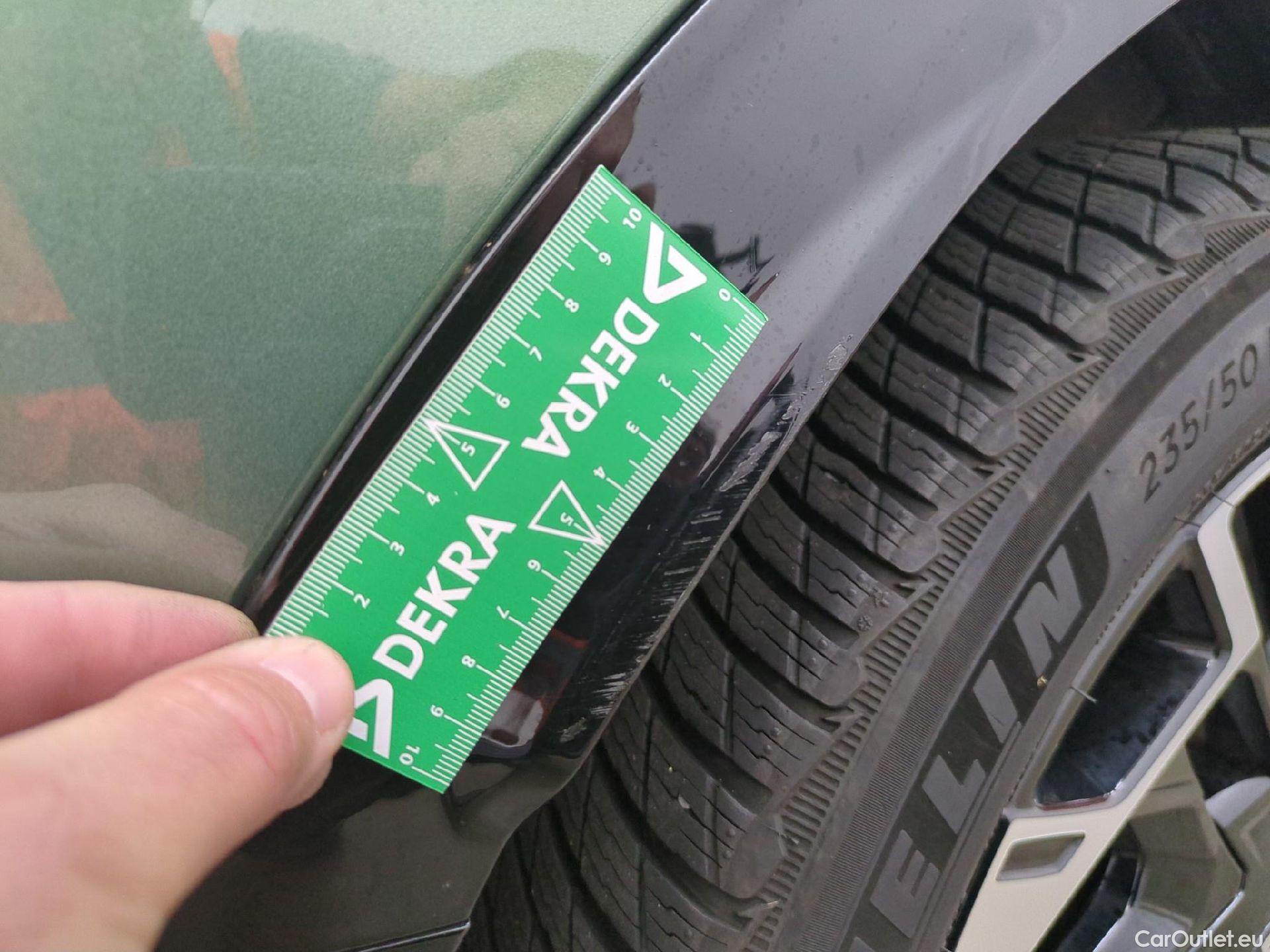  KIA  Sportage KIA  / 2021 / 5P / SUV 1.6 T-GDI 265 PHEV AUTO 4WD GT-L PREM BU #24