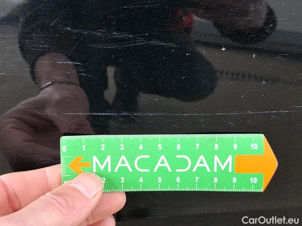  Mercedes  A-Klasse MERCEDES-BENZ Classe A Compact / 2018 / 5P / Berline A 180 d Business Line 8G-DCT #23