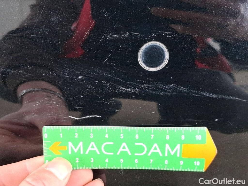  Mercedes  A-Klasse MERCEDES-BENZ Classe A Compact / 2018 / 5P / Berline A 180 d Business Line 8G-DCT #22