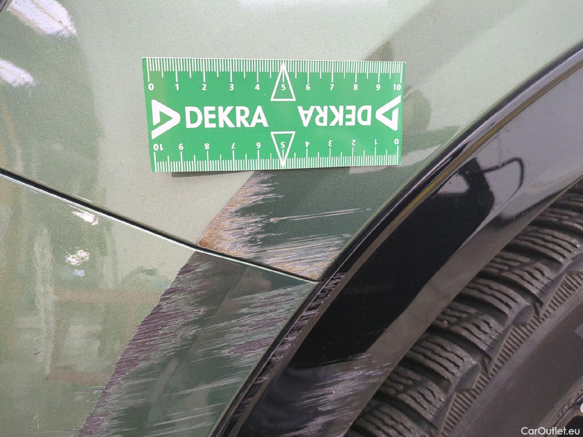  KIA  Sportage KIA  / 2021 / 5P / SUV 1.6 T-GDI 265 PHEV AUTO 4WD GT-L PREM BU #18