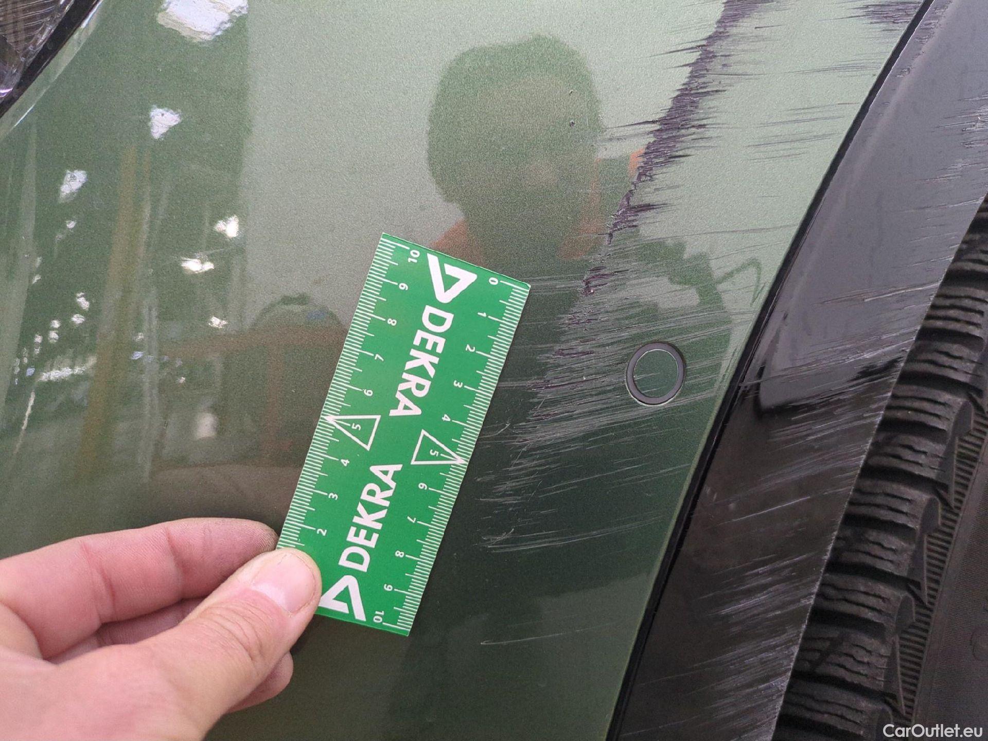  KIA  Sportage KIA  / 2021 / 5P / SUV 1.6 T-GDI 265 PHEV AUTO 4WD GT-L PREM BU #16