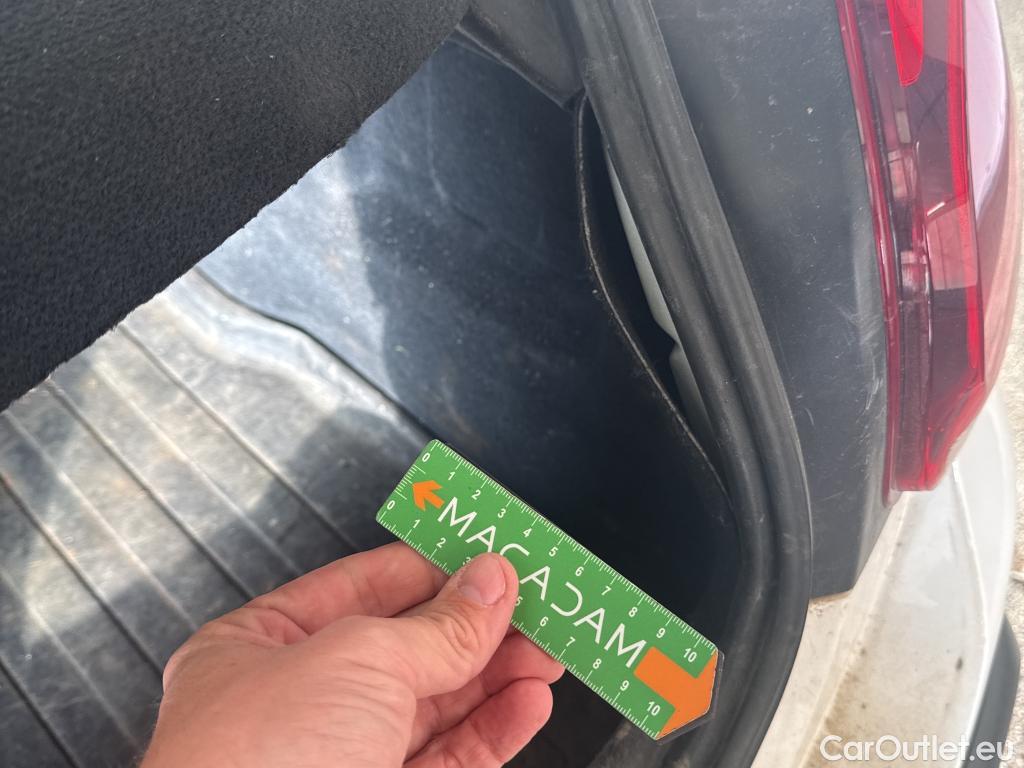  Citroen  C3 CITROEN  Société / 2020 / 5P / Berline / VU BlueHDi 100 S&S BVM6 Feel #24