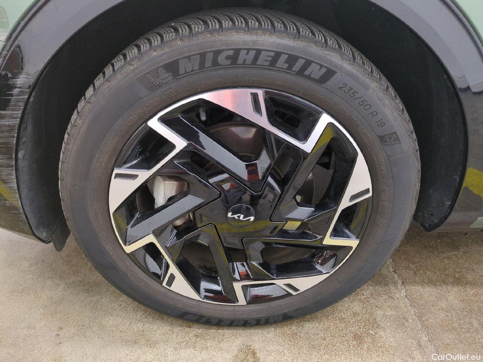  KIA  Sportage KIA  / 2021 / 5P / SUV 1.6 T-GDI 265 PHEV AUTO 4WD GT-L PREM BU #1