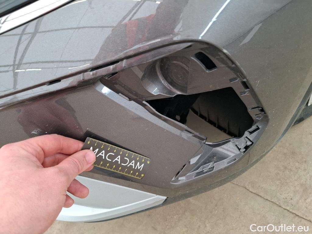  Opel  Crossland  X Business Elegance 1.5 120CV BVA6 E6d #34