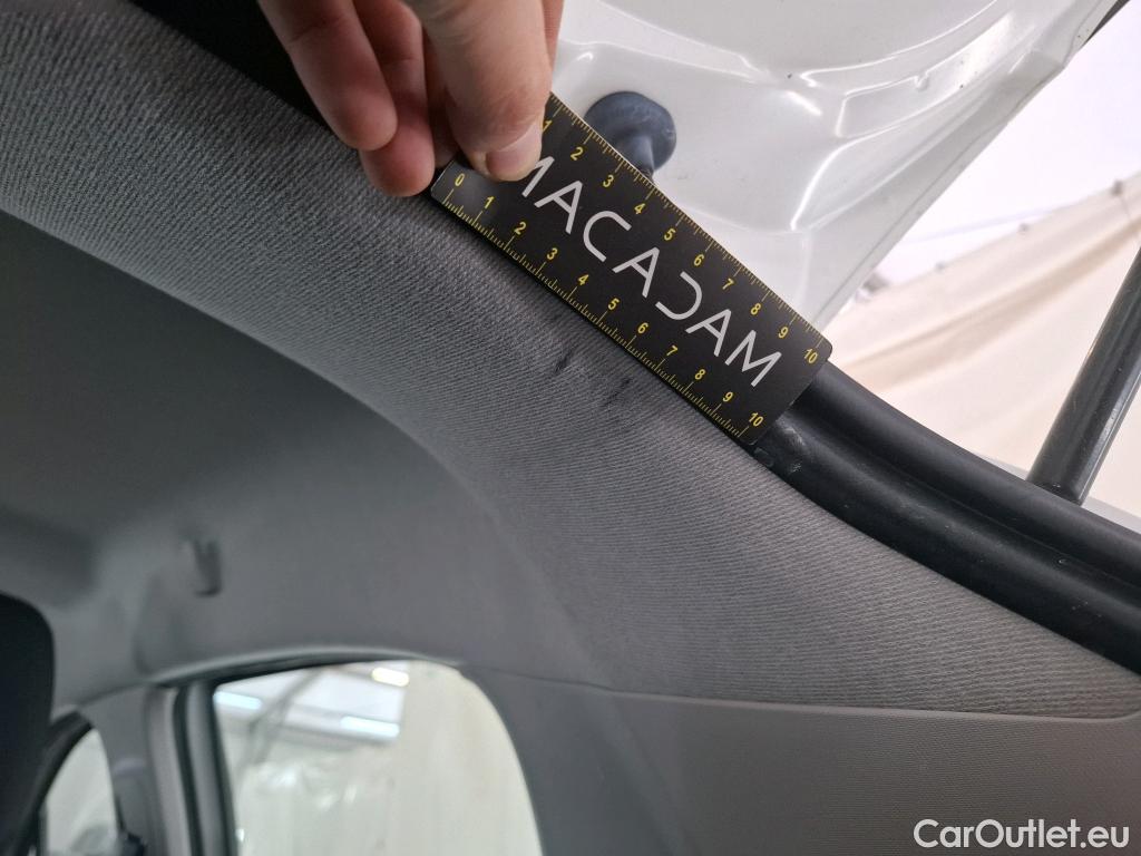  Citroen  C3  Société Feel Business R 1.5 BlueHDI 100CV BVM6 6E #4