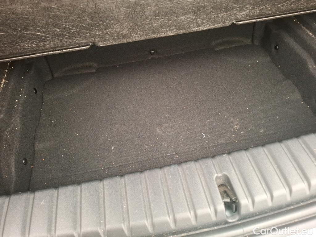  Bmw  Serie 1 BMW Série 1 / 2019 / 5P / Berline 116i DKG7 Business Design #24