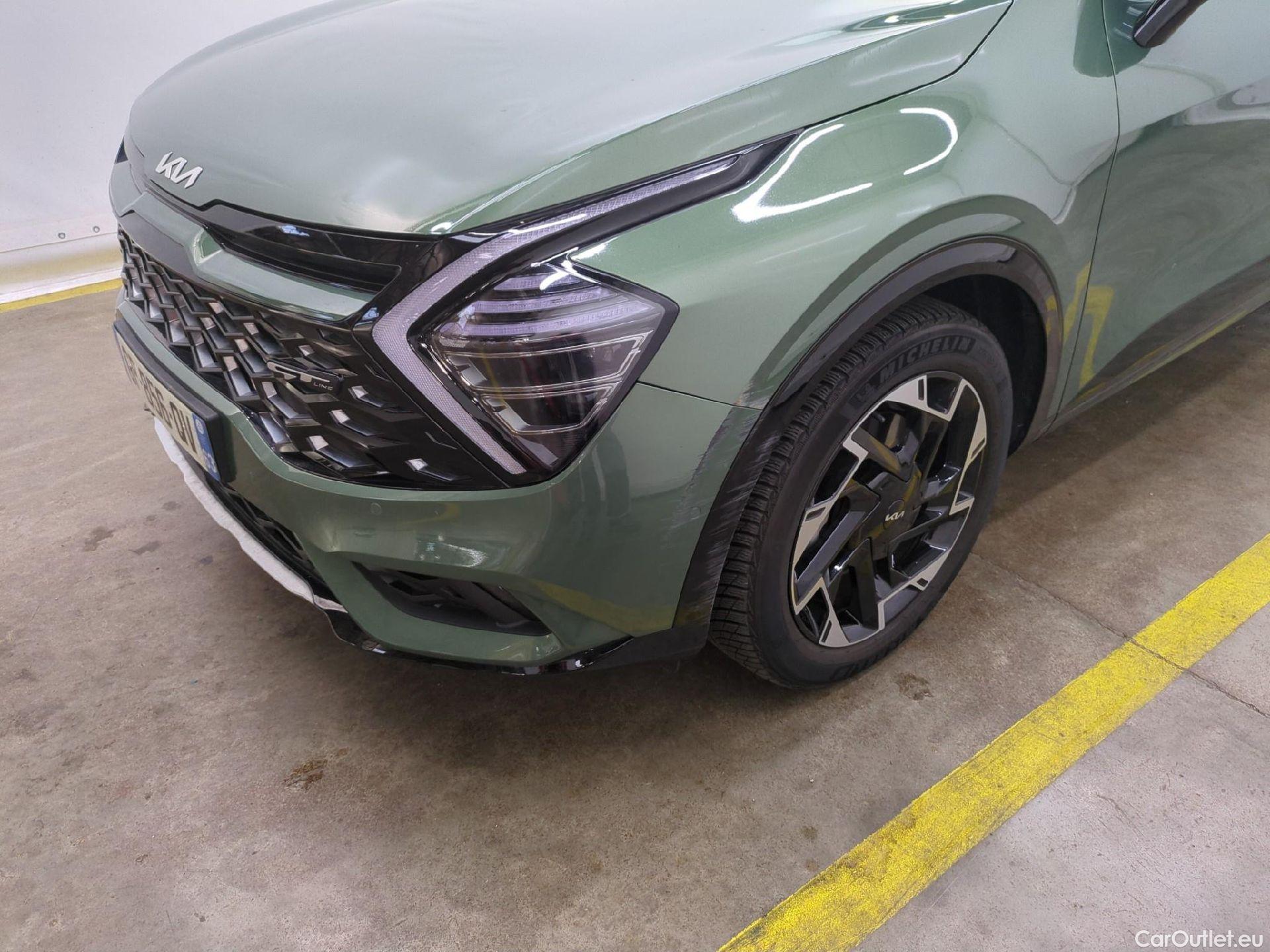  KIA  Sportage KIA  / 2021 / 5P / SUV 1.6 T-GDI 265 PHEV AUTO 4WD GT-L PREM BU #9