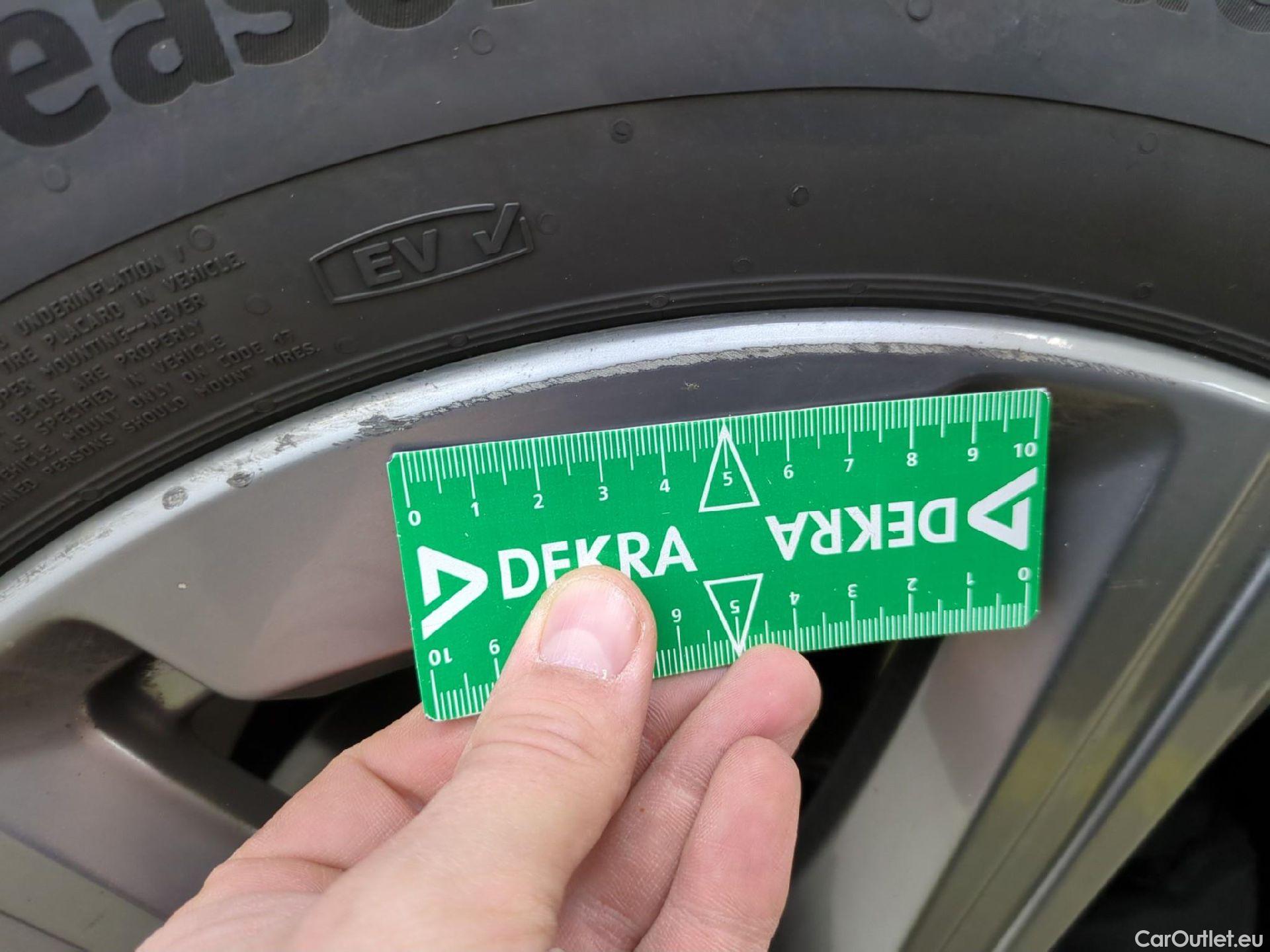  Bmw  X1 BMW  / 2022 / 5P / SUV sDrive18d DKG7 #8