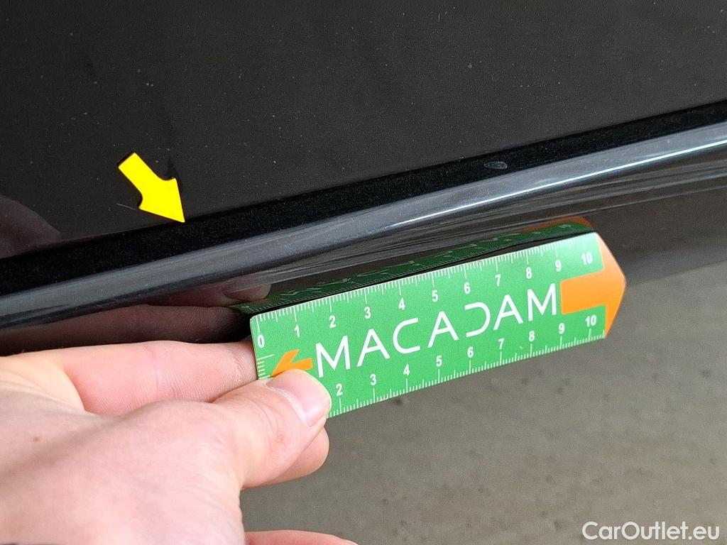  Mercedes  A-Klasse MERCEDES-BENZ Classe A Compact / 2018 / 5P / Berline A 180 d Business Line 8G-DCT #25