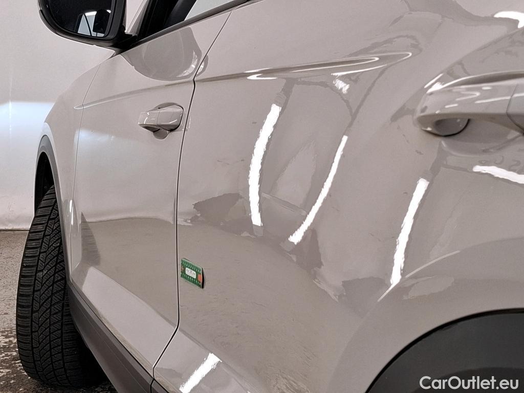  Volkswagen  T-ROC  Life Business 2.0 TDI 150CV BVA7 E6d #18