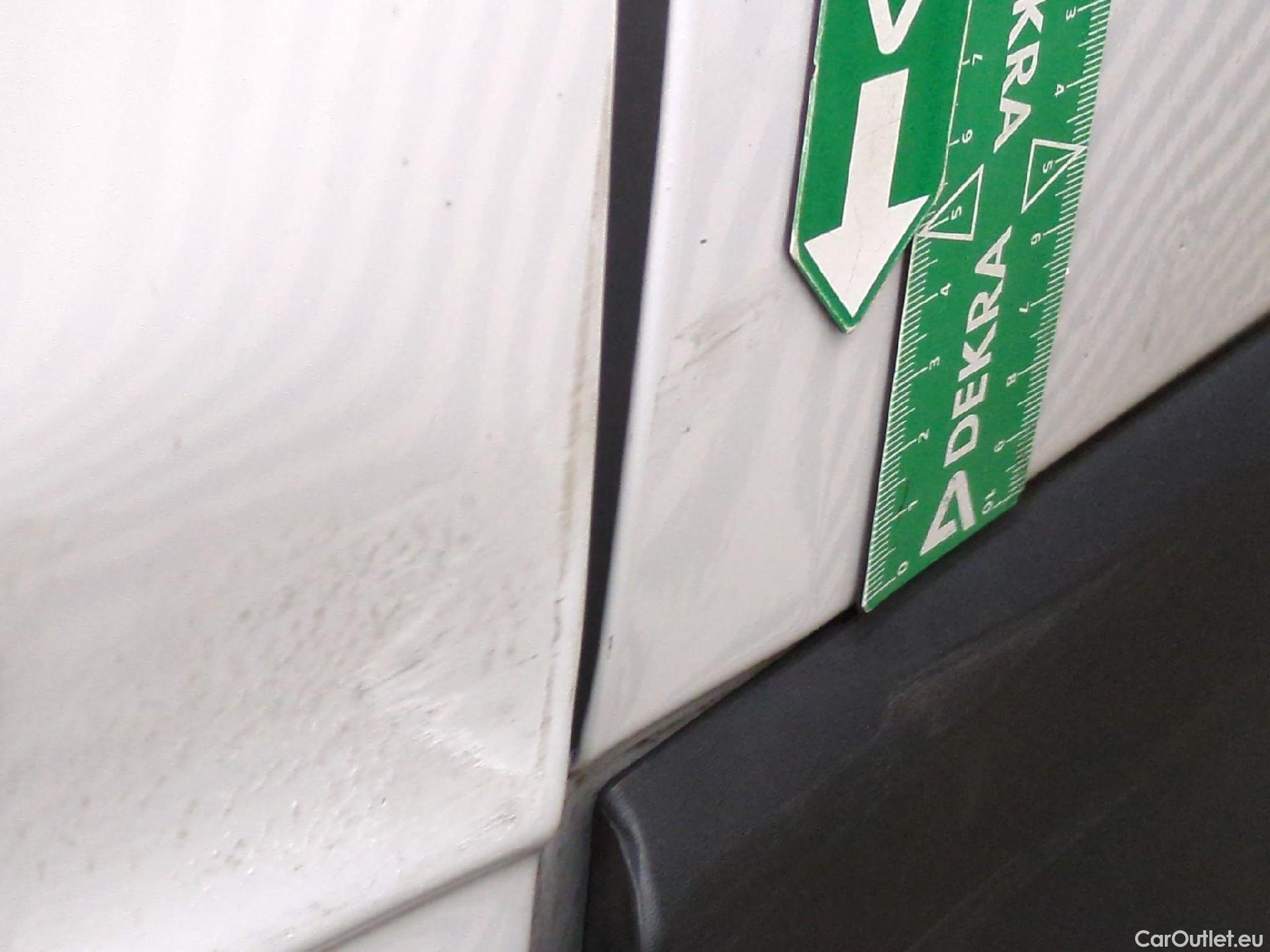  Peugeot  Boxer PEUGEOT  Chassis Cabine DC/4P/Châssis double cabine BlueHDi 140 S&S PREMIUM 435 L3 #40