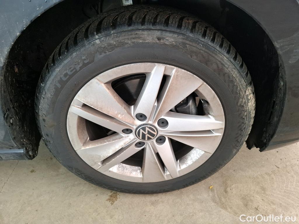  Volkswagen  Golf  / 2020 / 5P / Berline 2.0 TDI SCR 115 DSG7 LIFE BUSINESS #7