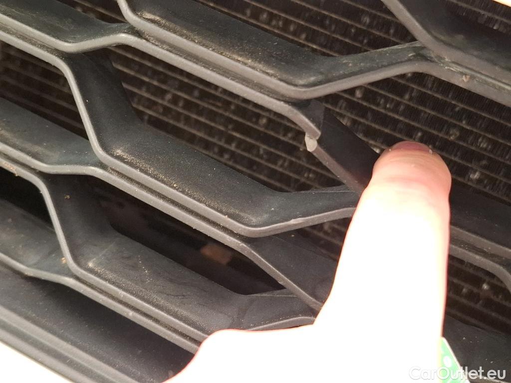  Volkswagen  T-ROC  Life Business 2.0 TDI 150CV BVA7 E6d #10