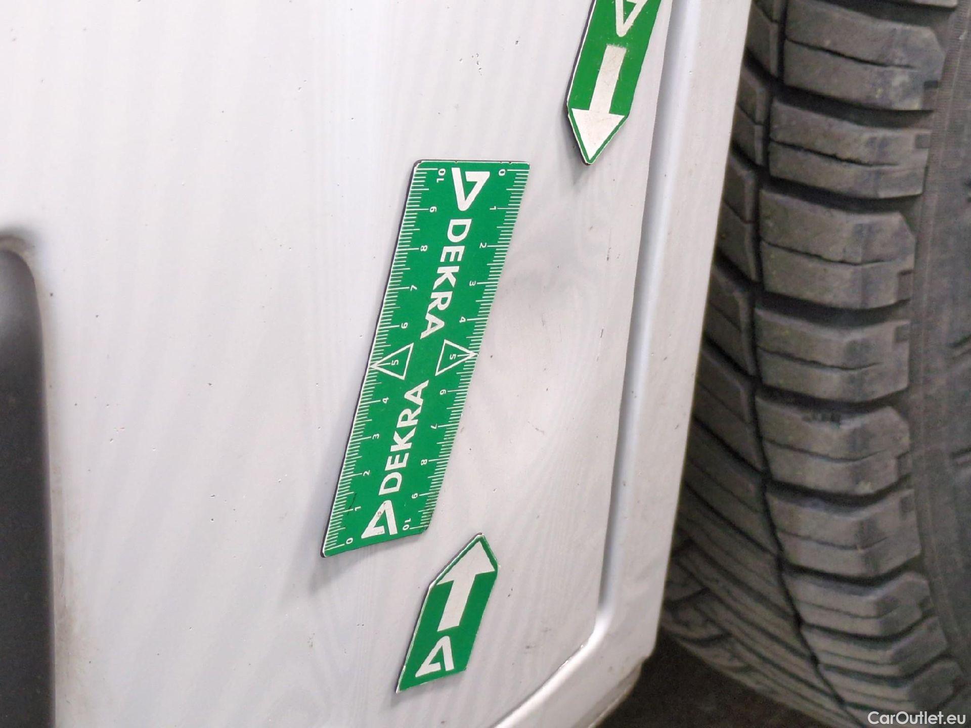  Peugeot  Boxer PEUGEOT  Chassis Cabine DC/4P/Châssis double cabine BlueHDi 140 S&S PREMIUM 435 L3 #48