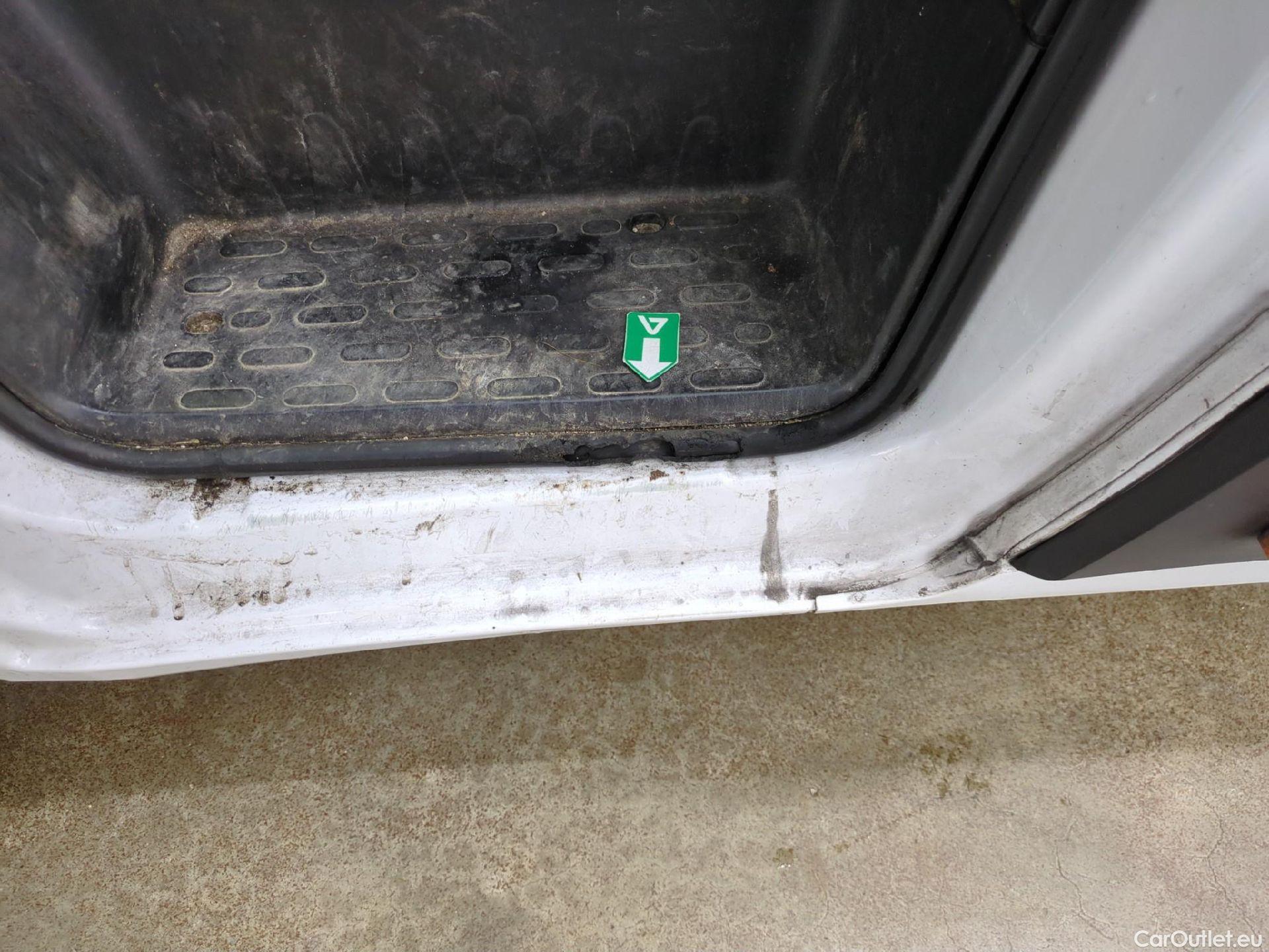  Peugeot  Boxer PEUGEOT  Chassis Cabine DC/4P/Châssis double cabine BlueHDi 140 S&S PREMIUM 435 L3 #5